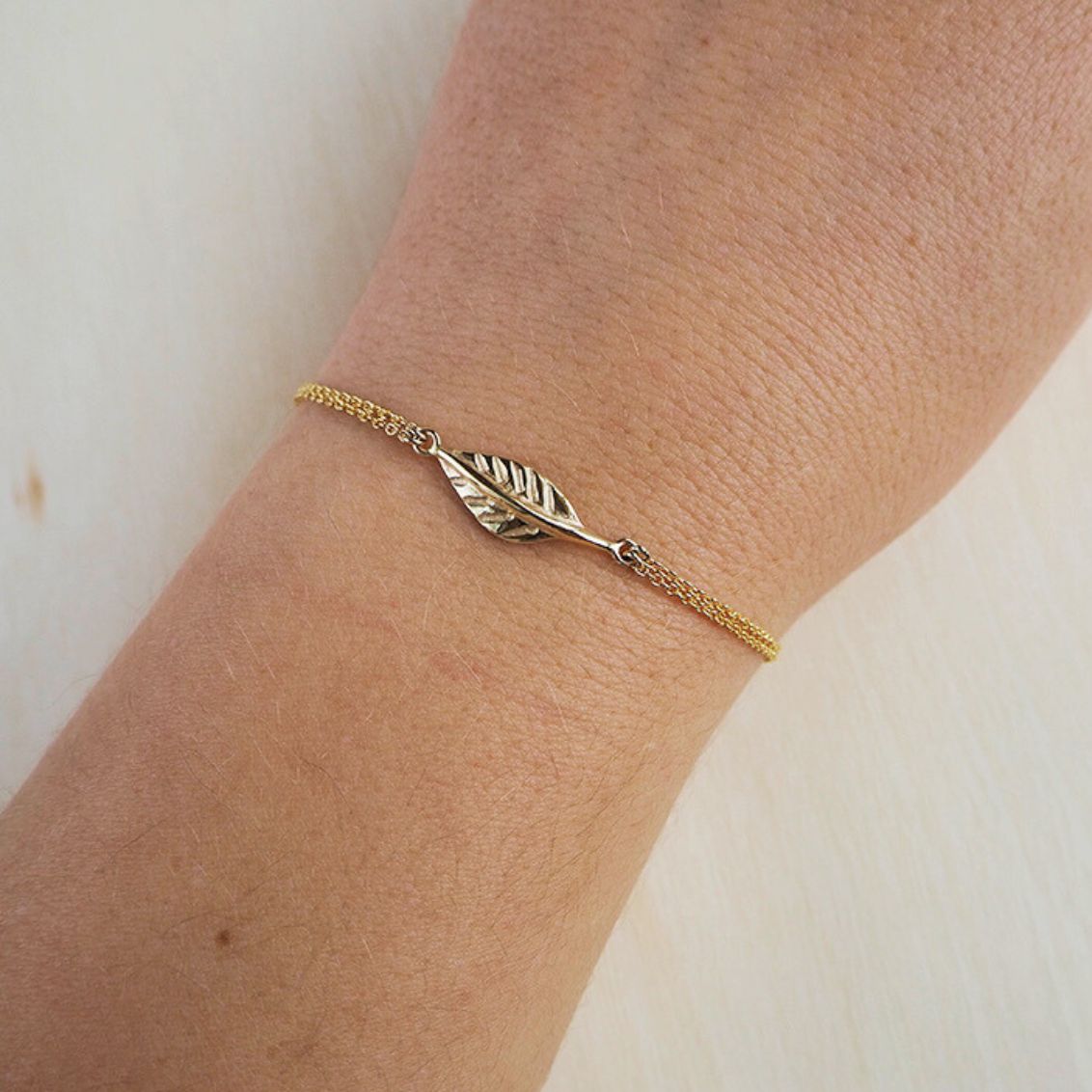 Carved Leaf Bracelet 9ct Gold